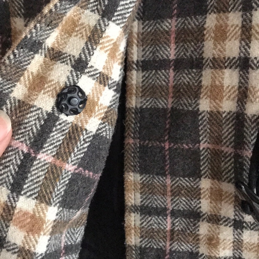 Hooded coat - Picture 3 of 4
